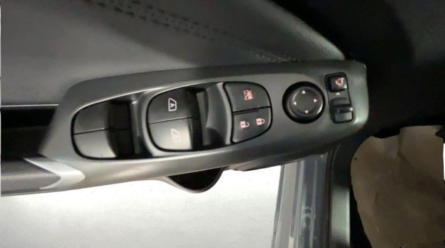 NISSAN Juke usata, con Luci diurne LED