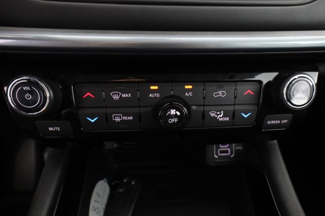 JEEP Compass usata 11