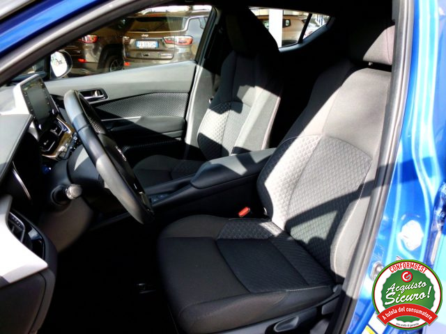 TOYOTA C-HR usata, con Controllo automatico clima