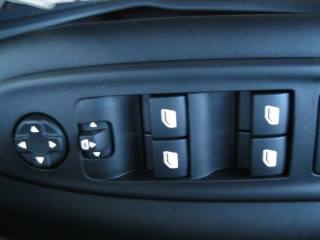 JEEP Avenger usata, con Servosterzo