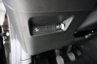 JEEP Avenger usata, con Portellone posteriore elettrico