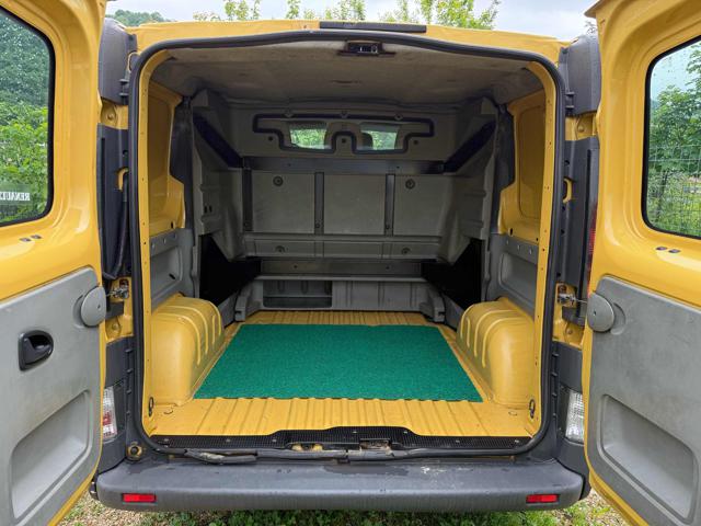 RENAULT Trafic usata, con Servosterzo
