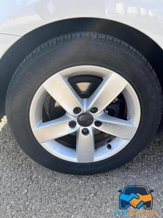 VOLKSWAGEN Jetta usata 21