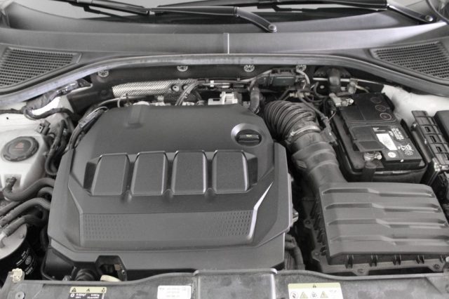 VOLKSWAGEN T-Roc usata, con ESP