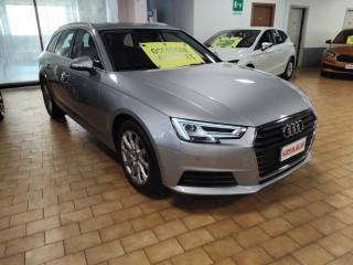 AUDI A4 Avant 30 TDI S tr. Busin. EVO 17