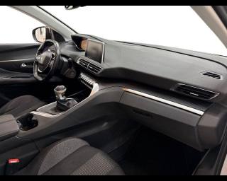 PEUGEOT 3008 usata, con Cruise Control