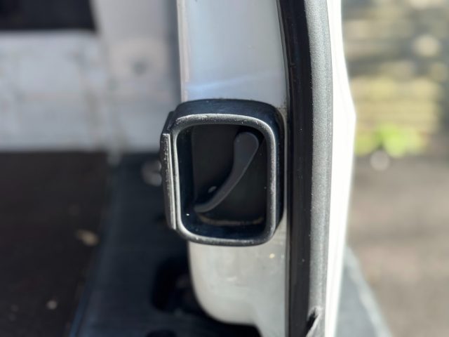 VOLKSWAGEN Caddy usata 29
