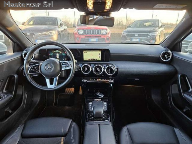 MERCEDES-BENZ A 180 usata, con Sistema di chiamata d