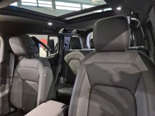 LAND ROVER Defender usata, con Interni in pelle