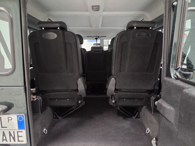 LAND ROVER Defender usata, con Servosterzo