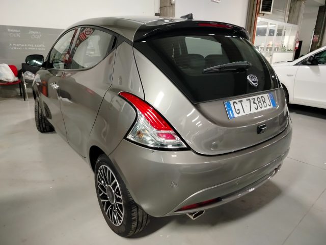 LANCIA Ypsilon usata, con Specchietti laterali elettrici