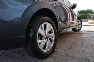 VOLKSWAGEN Taigo usata 79