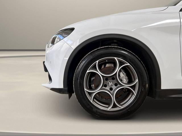 ALFA ROMEO Stelvio usata, con Bluetooth
