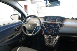 LANCIA Ypsilon usata 23