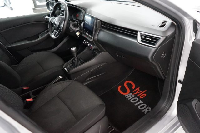 RENAULT Clio usata, con Sistema di navigazione