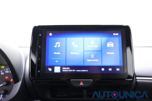 TOYOTA Yaris usata, con Controllo automatico clima
