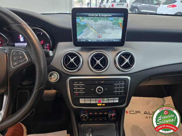 MERCEDES-BENZ GLA 200 usata, con Sistema di navigazione