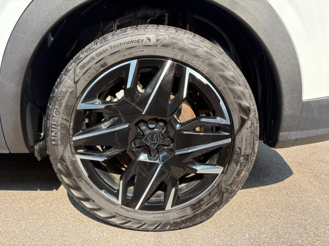 PEUGEOT 5008 usata, con Sensori di parcheggio posteriori