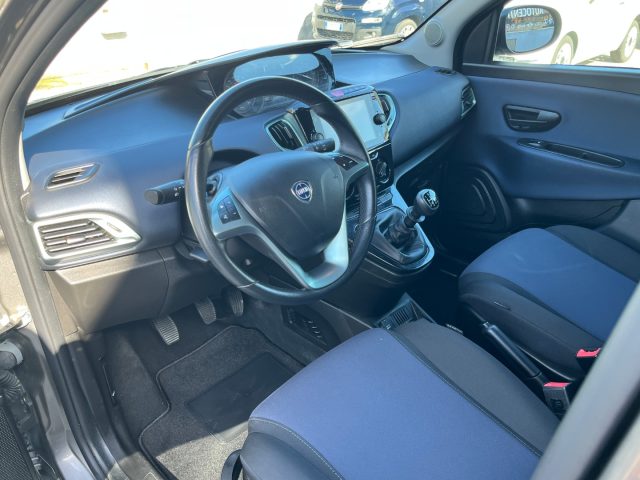 LANCIA Ypsilon usata, con Controllo trazione