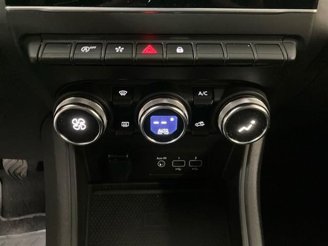 RENAULT Captur usata, con Hill holder