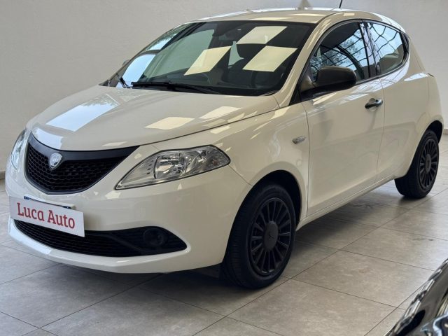 LANCIA Ypsilon usata, con ABS