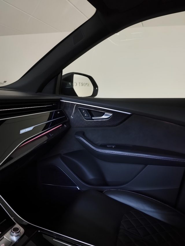 AUDI SQ8 usata, con Climatizzatore