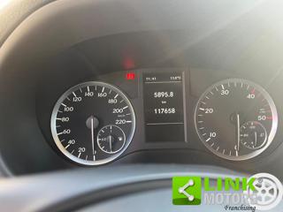 MERCEDES-BENZ Vito usata, con Alzacristalli elettrici
