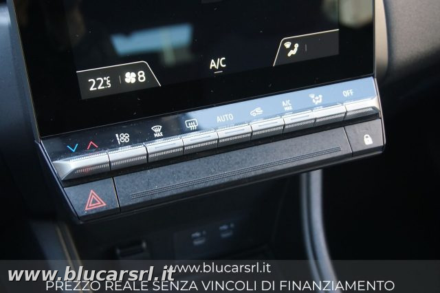 RENAULT Captur usata 19