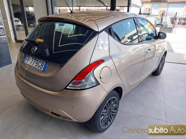 LANCIA Ypsilon usata, con Controllo trazione