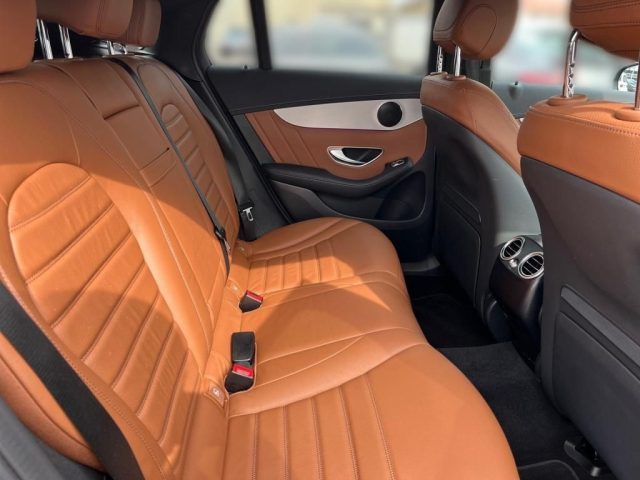 MERCEDES-BENZ GLC 300 usata, con Gancio traino