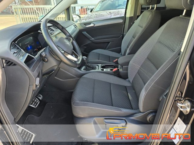 VOLKSWAGEN Touran usata, con Airbag
