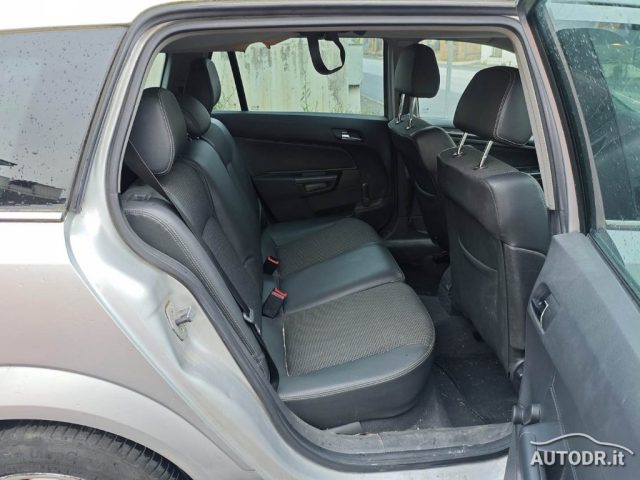 OPEL Astra usata, con Immobilizzatore elettronico