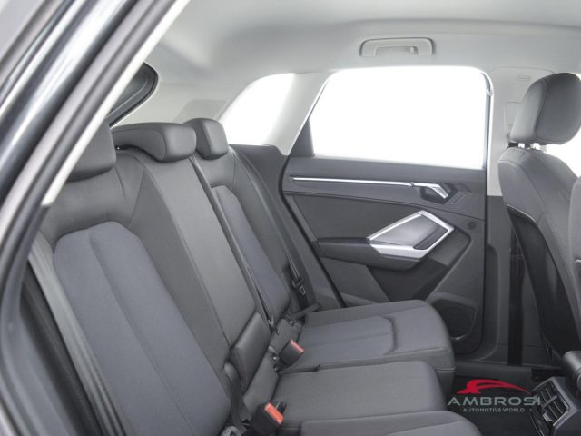 AUDI Q3 usata 10