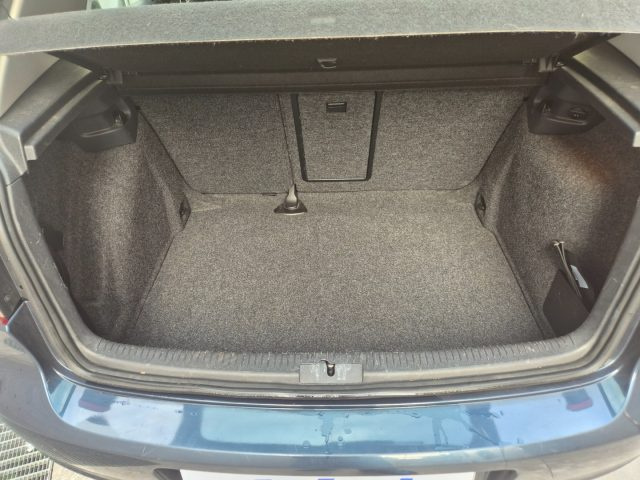 VOLKSWAGEN Golf usata, con Controllo trazione