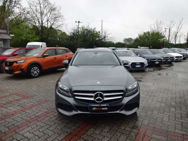 MERCEDES-BENZ C 180 usata, con Airbag
