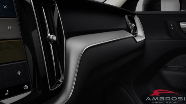 VOLVO XC60 usata 8