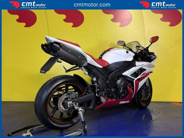 YAMAHA YZF R1 usata 3