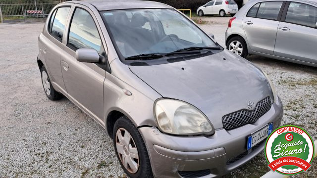 TOYOTA Yaris usata, con Autoradio