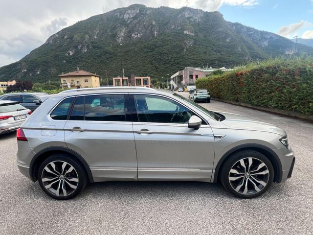 VOLKSWAGEN Tiguan usata, con Airbag laterali