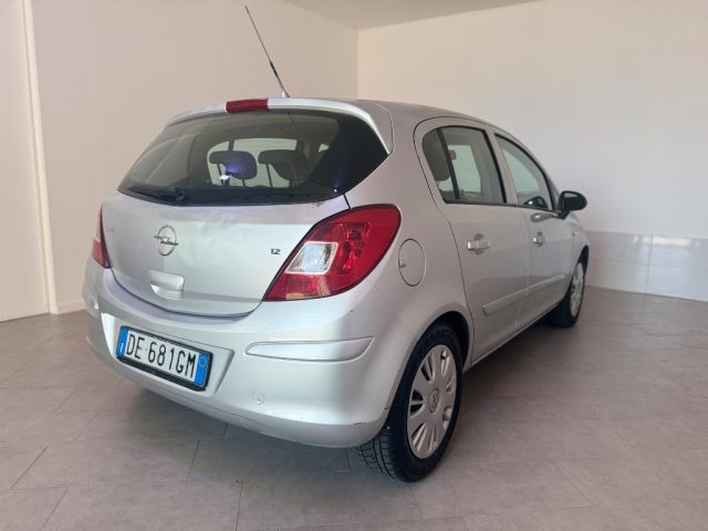 OPEL Corsa usata 10