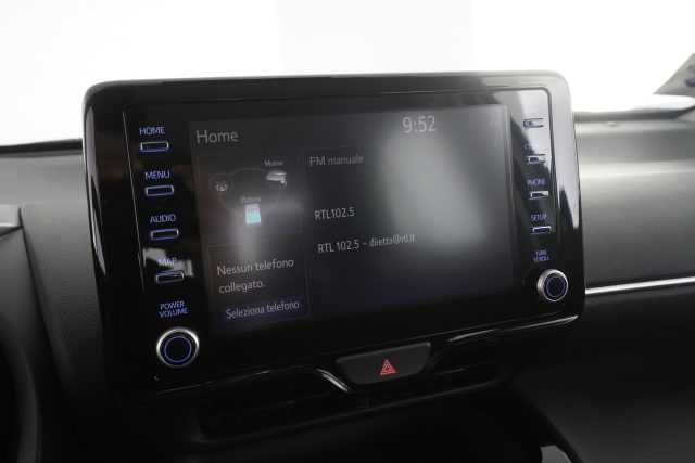 TOYOTA Yaris Cross usata 11