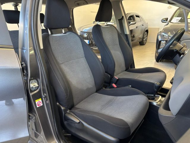 TOYOTA Yaris usata, con Controllo automatico clima