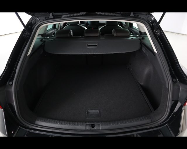 SEAT Leon usata, con Sedile posteriore sdoppiato