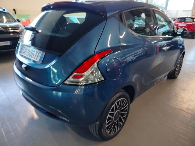 LANCIA Ypsilon usata, con Controllo trazione
