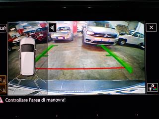 VOLKSWAGEN Touran usata, con Fari LED
