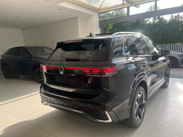 VOLKSWAGEN Tiguan usata, con Sistema di navigazione
