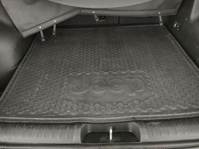 JEEP Cherokee usata, con USB