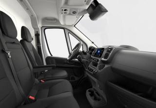 TOYOTA Proace Max usata, con USB