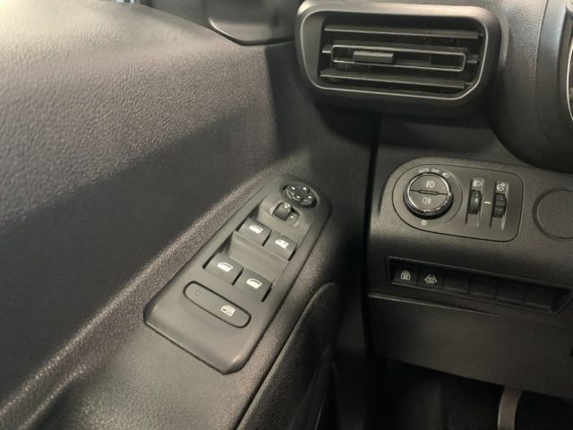 OPEL Combo Life usata, con Fari LED
