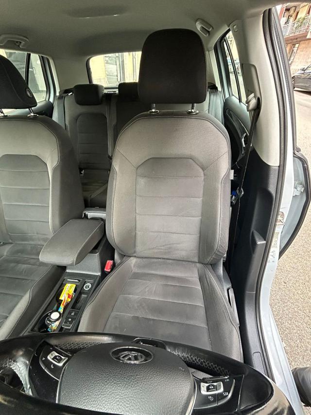 VOLKSWAGEN Golf usata, con Climatizzatore